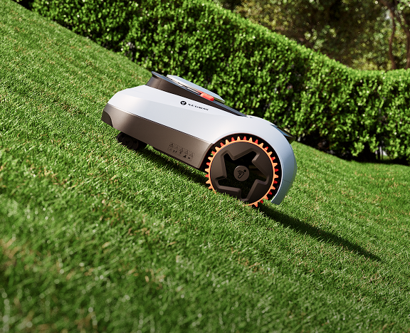 Navimow i215 LiDAR Robotic Lawn Mower
