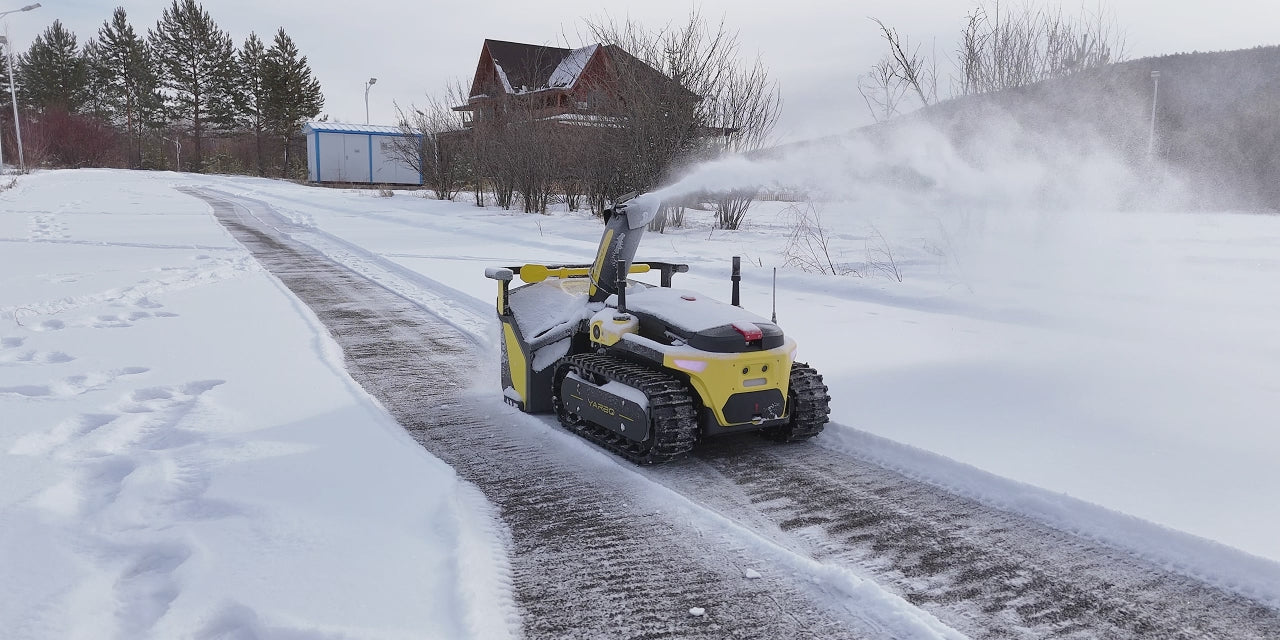 Yarbo Lawn Mower Pro + Snow Blower (w/core)